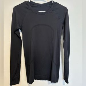 Black Lululemon Swiftly Tech Long-Sleeve Shirt